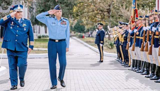 سربراہ پاک فضائیہ کی رومانیہ میں اعلیٰ سطحی دفاعی ملاقاتیں، دوطرفہ عسکری تعاون کے فروغ پر اتفاق