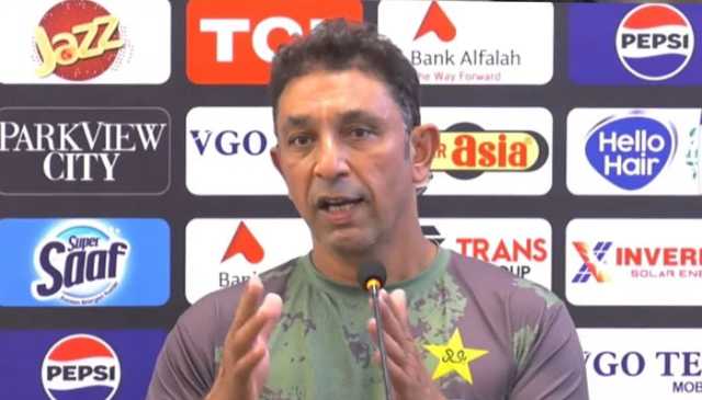 ٹیسٹ کرکٹ کا کم ہونا قومی ٹیم کی شکست کا باعث ہے، اظہر محمود