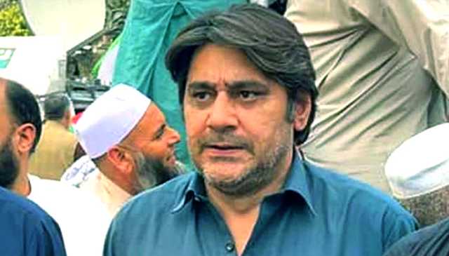 پختونخوا میں سینیٹ کے ضمنی انتخاب: پی ٹی آئی کے حمایت یافتہ آزاد امیدوار خرم ذیشان کامیاب