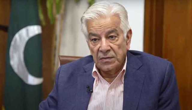 پی ٹی آئی والے ایک شخص کی خاطر پاکستان کی بقا کو داؤ پر لگا رہے ہیں: خواجہ آصف