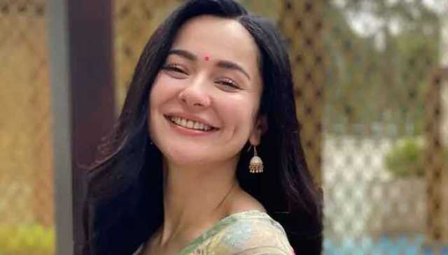 ہانیہ عامر کے مبینہ جعلی بالوں پر تنازع