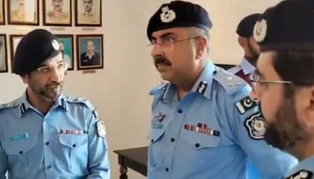 آئی جی سید علی ناصر رضوی نے مضافاتی علاقہ تھانہ بھارہ کہو کا دورہ کیا