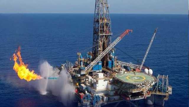 پاکستان کو سمندر میں تیل و گیس کی دریافت کیلئے کامیاب بولیاں موصول، ایک ارب ڈالر سرمایہ کاری متوقع