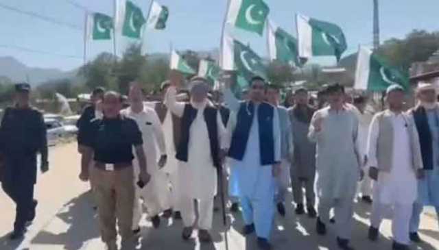 اورکزئی کے قبائل کا افغانستان سے دراندازی کرنیوالے دہشتگردوں کیخلاف ہتھیار اٹھانے کا اعلان