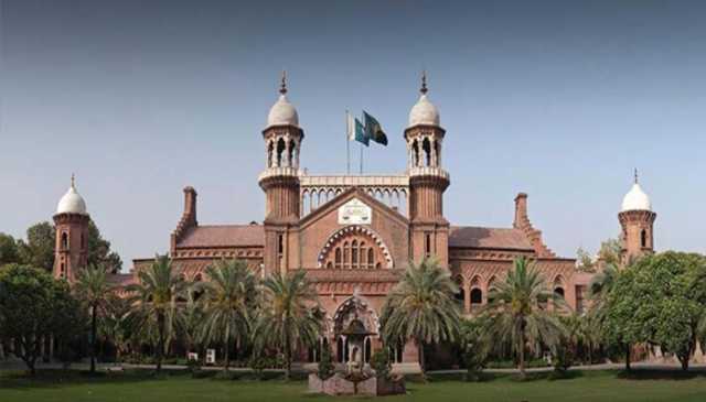 لاہور ہائیکورٹ: لاپتہ فوزیہ بی بی کی بازیابی کے لیے آئی جی پنجاب کو 10 روز کی مہلت