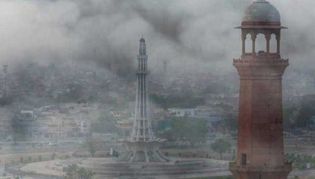لاہور دنیا کے آلودہ ترین شہروں میں تیسرے نمبر پر، کولکتہ سرفہرست