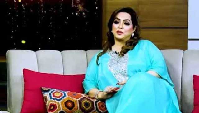 شبانہ اعظمی میرا اسٹیج ڈراما دیکھ کر رو پڑی تھیں، تعریفوں کے پل باندھ دیے، مدیحہ شاہ