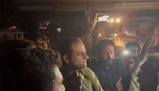 میئر کراچی کا اولڈ سٹی ایریا کا دورہ، ترقیاتی کاموں کا جائزہ لیا