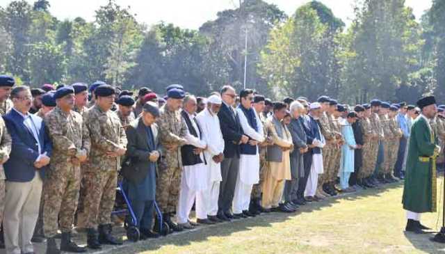 افغانستا ن کی بلا اشتعال انگیزی میں  شہیدہونیوالے12 جوانوں کی نمازِ جنازہ  