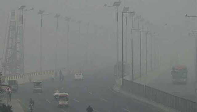 اسموگ، لاہوریوں کو غیرضروری گھروں سے باہر نہ نکلنے کی ہدایت