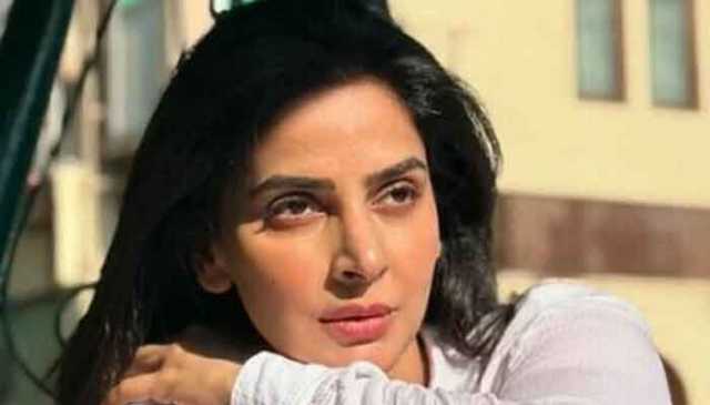 ذہنی دباؤ کی وجہ سے دل کا دورہ پڑا، صبا قمر کا انکشاف