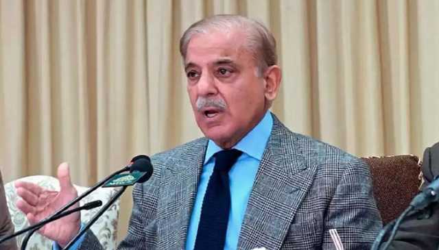 وزیراعظم کا گھریلو صارفین کے لیے گیس کنیکشنز کھولنے کا اعلان