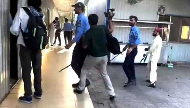 اسلام آباد نیشنل پریس کلب پر دھاوا: صحافی تنظیموں نے واقعہ دہشتگردی قرار دیدیا