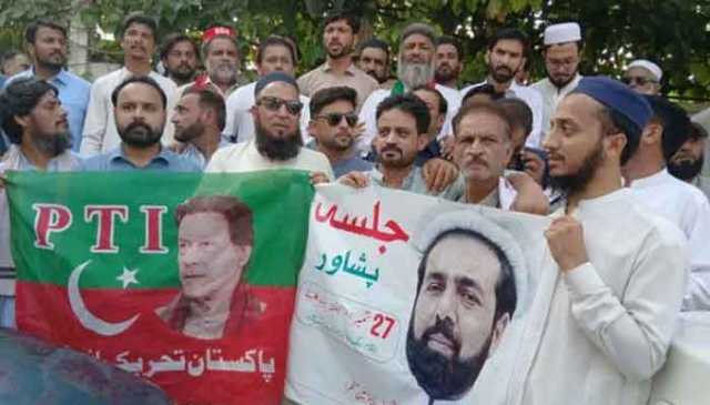 پشاور، تحریک انصاف جلسے میں بدانتظامی، گنڈاپور ذمہ دار قرار، فیکٹ فائنڈنگ کمیٹی کی رپورٹ وزیراعلیٰ KP نے مسترد کردی