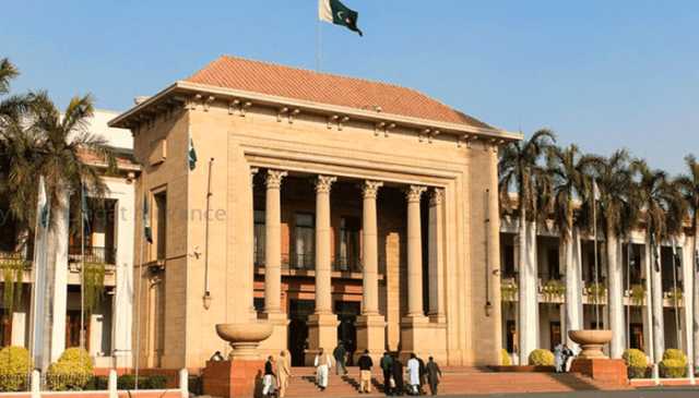 پنجاب میں اسپیشلسٹ عملے کی عارضی بھرتی کیلئے نیا قانون منظور