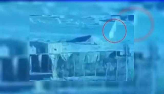 طالبان نے اپنی ایک پوسٹ پر سفید جھنڈا لہرا دیا