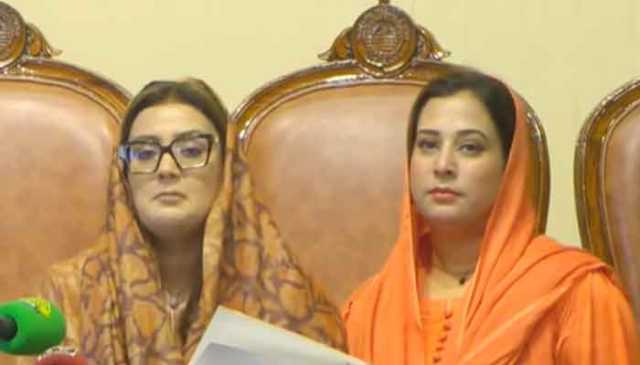 بیگم اورباجی کی لڑائی میں وزیراعلیٰ تبدیل ہورہے ہیں ،عظمیٰ بخاری