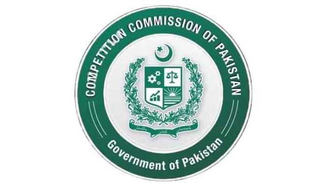 سکول کے لوگو والی نوٹ بکس ورک بک، یونیفارم کی مشروط فروخت، 17 بڑے نجی سکول سسٹم کو شوکازنوٹس جاری