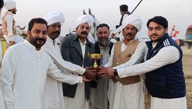 پنڈی گھیب، نیزہ بازی مقابلے، حسن رضا چیمہ نے ٹرافی جیت لی