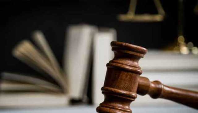 چیئرمین سی ڈی اے اور چیف کمشنر اسلام آباد کے ناقابل ضمانت وارنٹ گرفتاری جاری