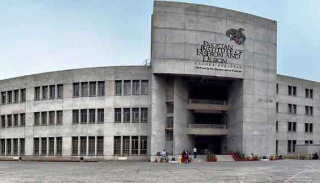 وفاقی جامعات کےکراچی کیمپسز کا منصوبہ سرخ فیتے کی نظر