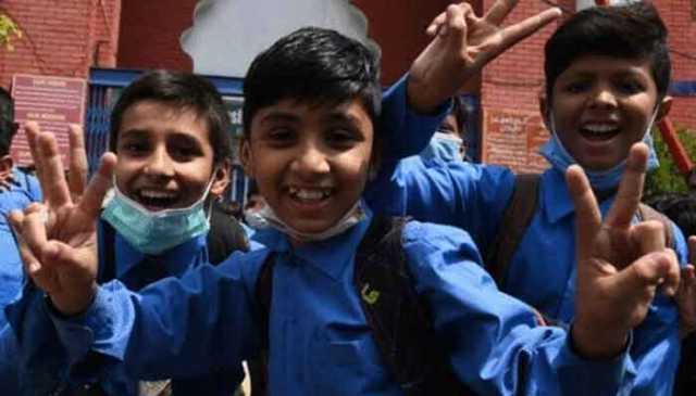 بلوچستان: تعلیمی اداروں میں موسم سرما کی ڈھائی ماہ کی چھٹیاں !طلبا خوشی سے نہال