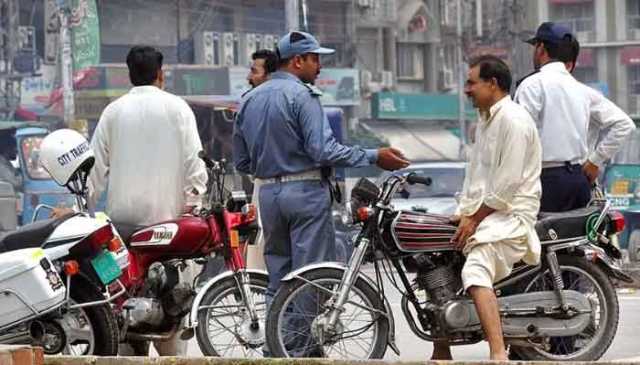 پنجاب: 48 گھنٹوں میں 7 کروڑ روپے سے زائد کے ٹریفک چالان