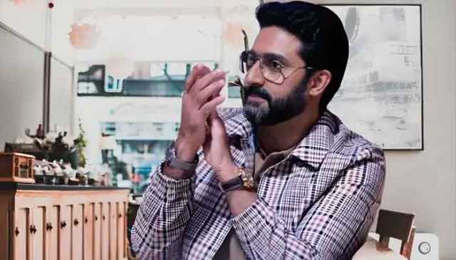 بچن فیملی ایک ساتھ دو گھڑیاں کیوں پہنتی ہے؟