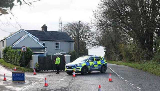 آئر لینڈ: 2 گاڑیوں میں ٹکر، خواتین سمیت 5 افراد ہلاک