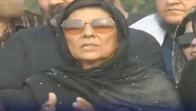 علیمہ خان کی شوکت خانم اسپتال کے بینک اکاؤنٹ ڈی فریز کرنے کی درخواست