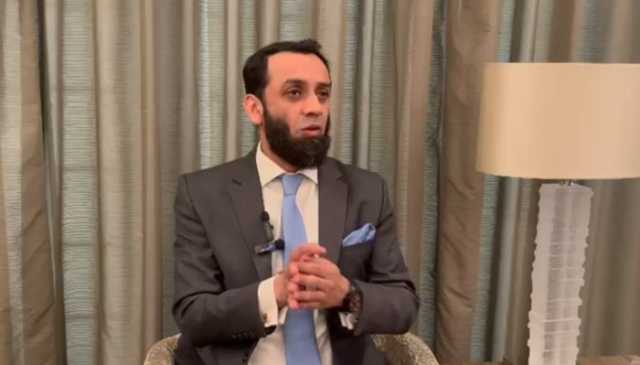 عطا اللہ تارڑ کا پی ٹی آئی کو تنقیدی پیغام: ملک اور عوام کے مفاد کو ترجیح دیں