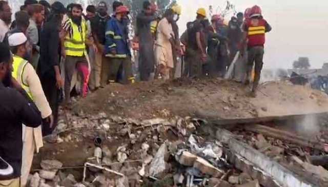 حیدرآباد:آتشبازی کے غیر قانونی گوداموں، فیکٹریز کیخلاف کارروائی کا فیصلہ