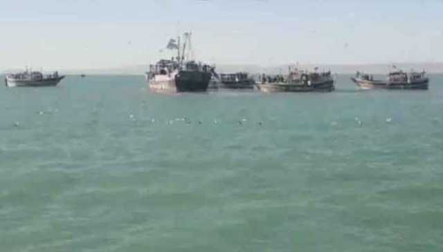 کراچی: 2 کشتیوں میں تصادم،2 خواتین جاں بحق، متعددافراد لاپتہ