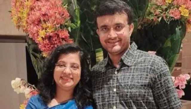 سابق بھارتی کپتان سارو گنگولی کی اہلیہ ہراسانی کا شکار، مقدمہ درج