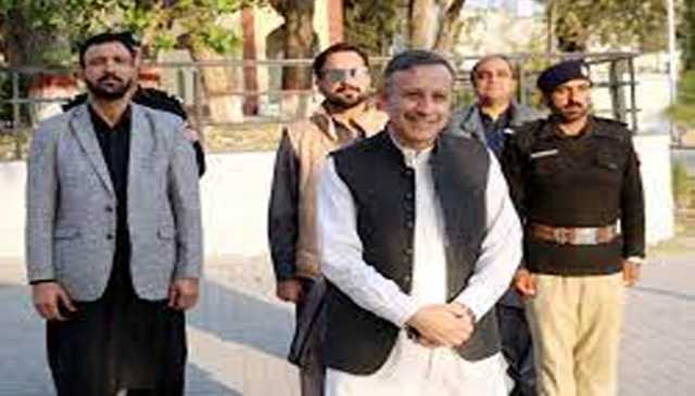 پاکستان معدنی وسائل، مقامی مواد اور نوجوانوں کے جوہر میں دنیا سے کم نہیں: ڈاکٹر طاہر عرفان