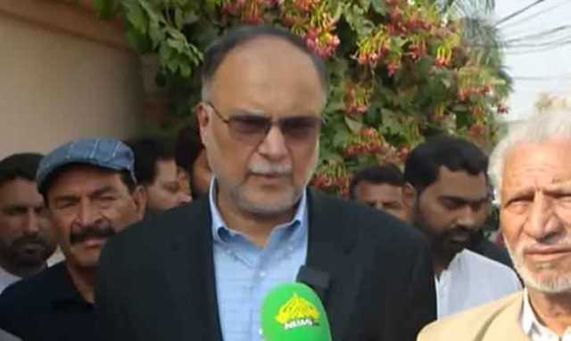 حکومت بجلی، گیس و توانائی بحران پر قابوپانے کیلئے کوشاں ہے،احسن اقبال