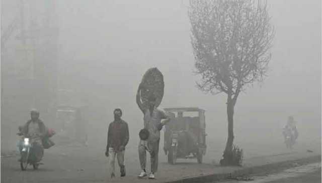 پنجاب کے مختلف شہروں میں فضائی آلودگی کی شدت آج بھی زیادہ