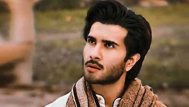 فیروز خان نے گھریلو تنازعات کی وجہ سے موت کے قریب پہنچنے کا انکشاف کر دیا