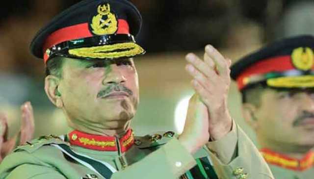 فیلڈ مارشل کو قانونی استثنیٰ، وردی و مراعات تاحیات ہونگی