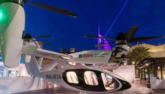 دبئی نے اڑتی ٹیکسی کا خواب حقیقت بنا دیا، پہلی آزمائشی پرواز کامیاب