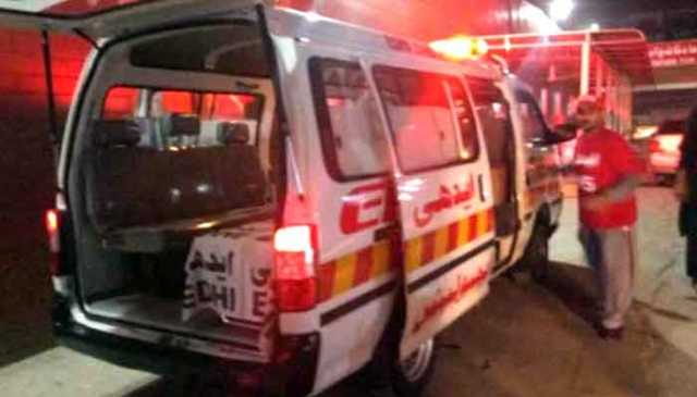 کراچی: ایل پی جی سے بھرے ٹرک اور مسافر کوچ میں تصادم، 7 افراد زندہ جل گئے