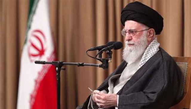 امریکا جب تک اسرائیل کی پشت پناہی نہیں چھوڑتا، تعاون ممکن نہیں: خامنہ ای