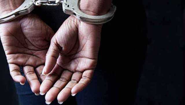 سرگودھا: پولیس نے ہنی ٹریپ گینگ کی 3 خواتین کو گرفتار کرلیا