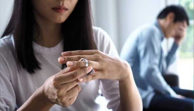 شوہر نے ایک ارب روپے کی لاٹری جیتنے کی خبر بیوی سے چھپائی، وجہ جان کر آپ بھی حیران رہ جائیں گے