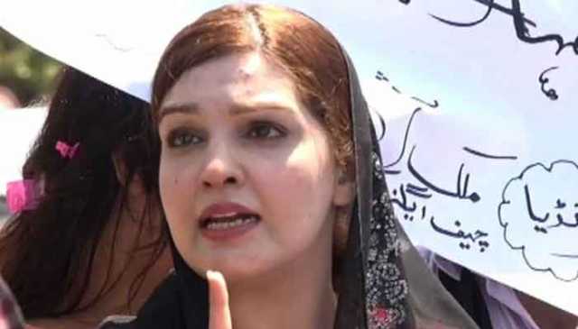 یاسین ملک رہائی کیلئےاہلیہ اور بیٹی کی عوامی رابطہ مہم کا آغاز