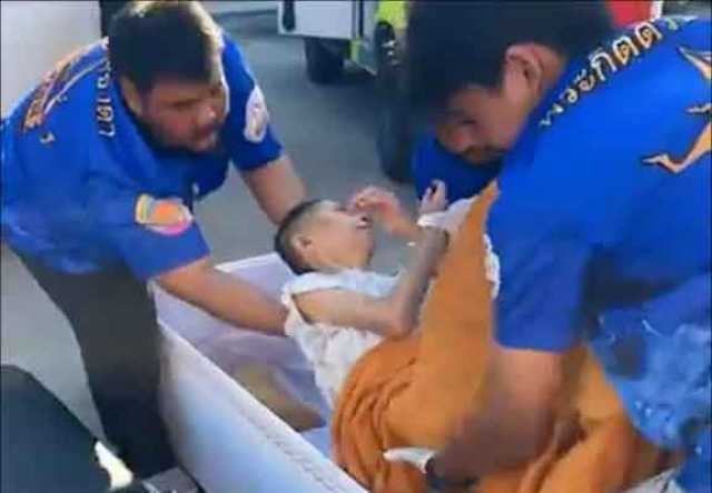 ’مردہ‘ قرار دی خاتون تدفین سے کچھ لمحے پہلے دوبارہ جی اٹھیں