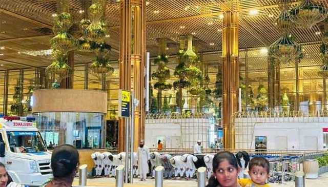 بنگلور کے ایئرپورٹ پر نماز کی ادائیگی، بی جے پی آگ بگولہ