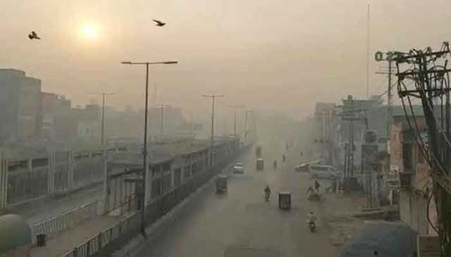 لاہور سمیت پنجاب کے مختلف شہروں میں فضائی آلودگی برقرار