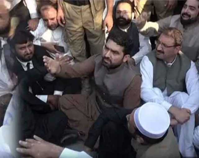 عمران خان کی طبیعت ناسازی پر سخت تشویش ہے، وزیراعلیٰ خیبرپختونخوا