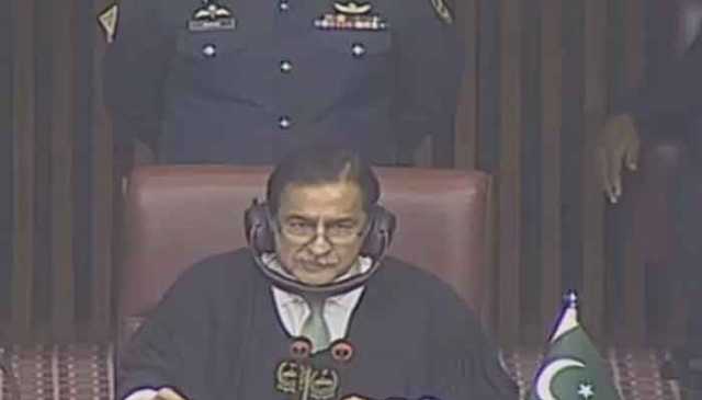 قومی اسمبلی میں 27ویں آئینی ترمیم پیش، شق وار منظوری کا عمل جاری